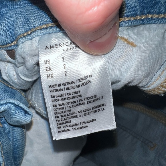 American Eagle Shorts - Picture 4 of 4